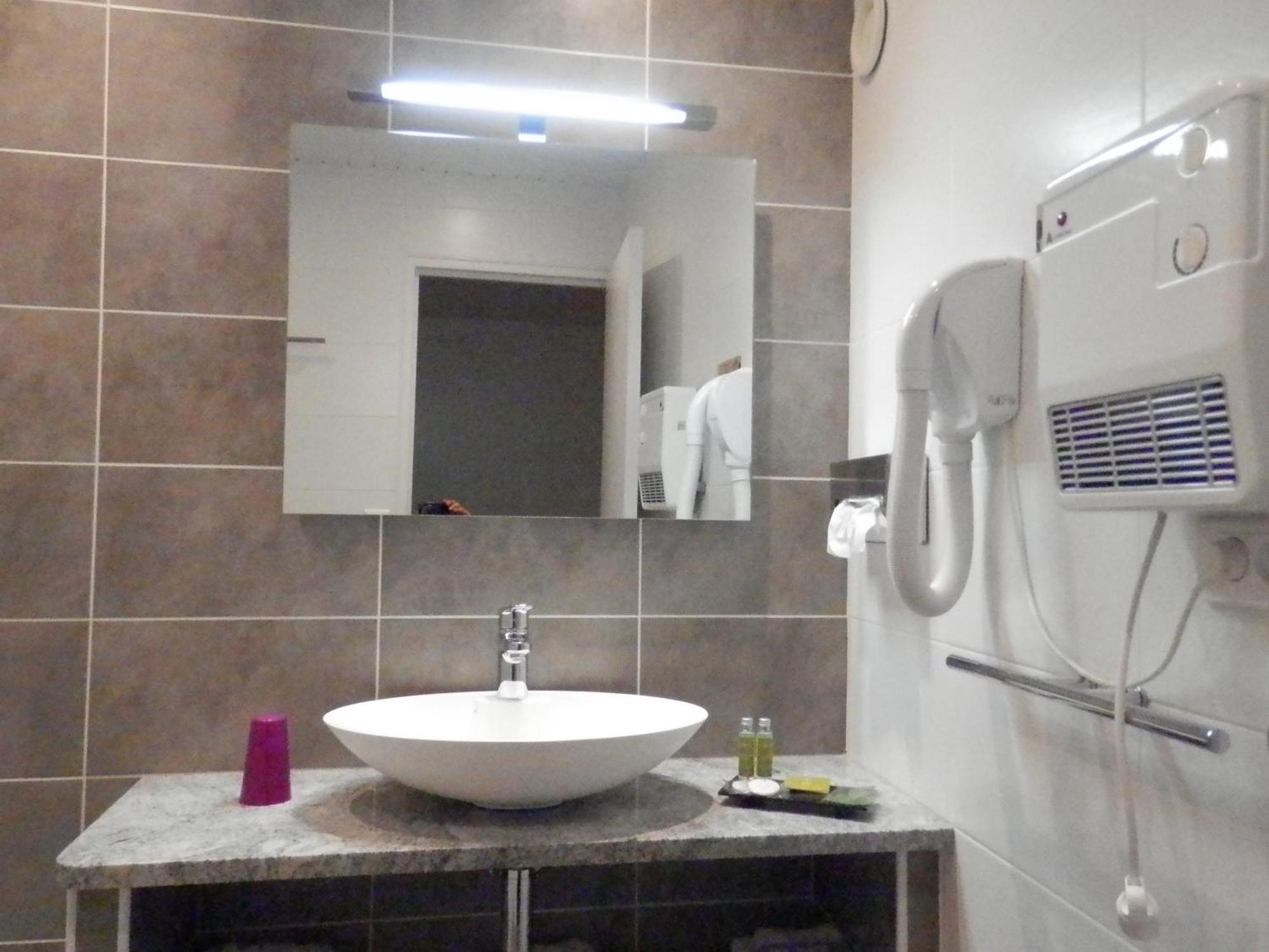 Bristol Logis Cit'Hotel Perigueux Centre 部屋 写真