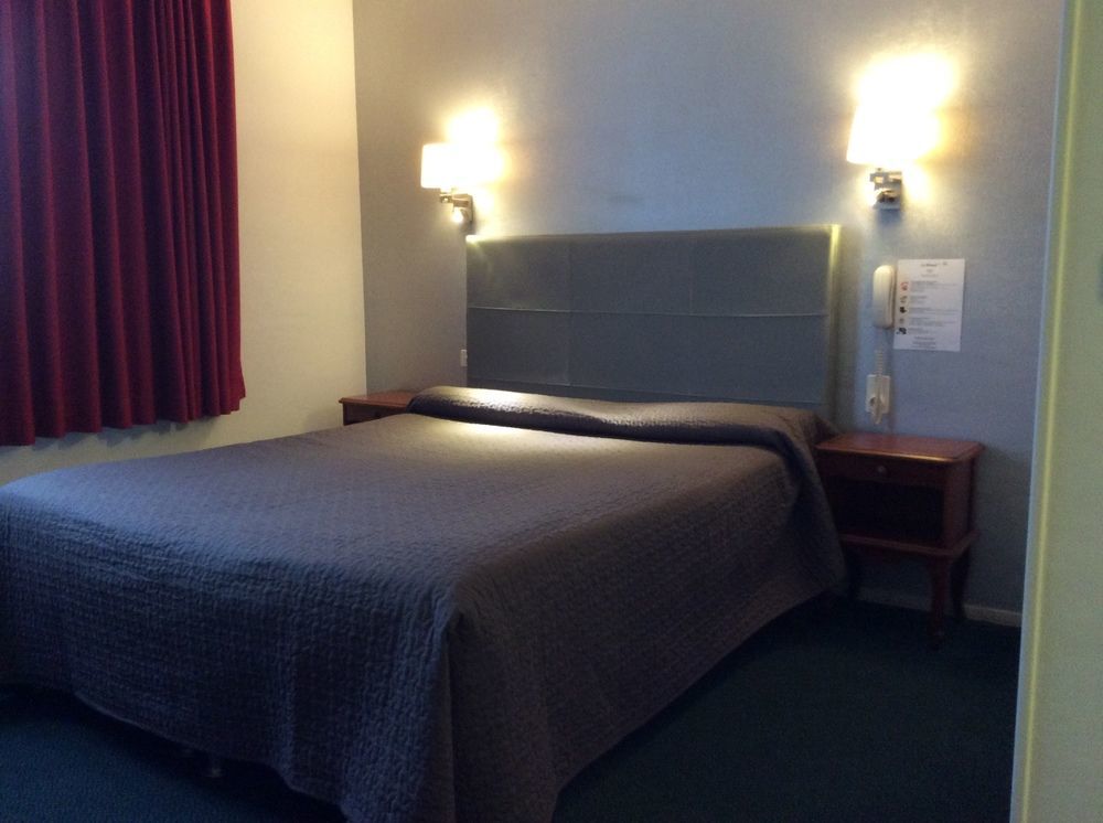 Bristol Logis Cit'Hotel Perigueux Centre エクステリア 写真